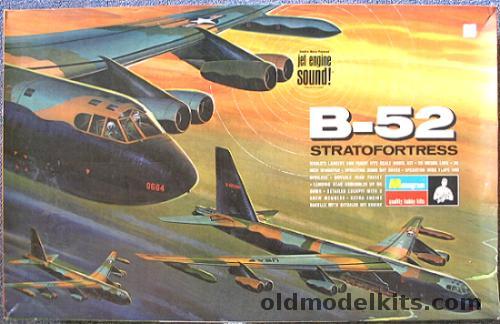 Monogram 1/72 B-52 Stratofortress With Jet Sound - Vietnam Issue, PA215 plastic model kit